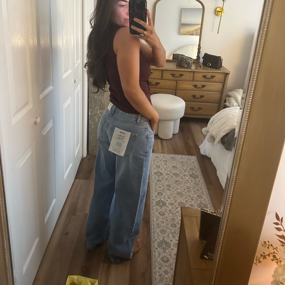 Low Rise Straight Jeans - Picture 6 of 6